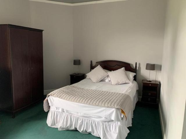 Oyo Dunmar House Hotel Аллоа Экстерьер фото